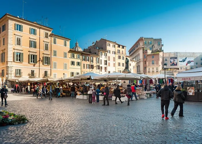 Bloom - Navona